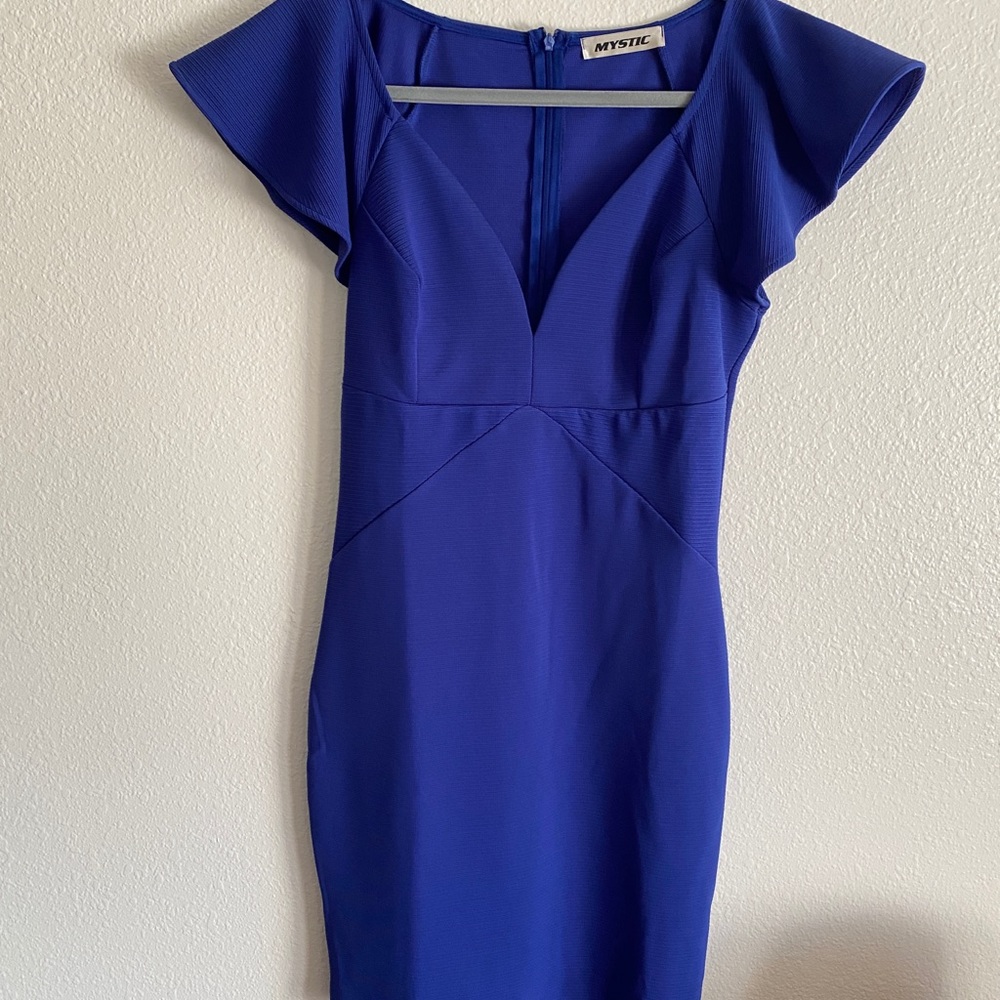 Bodycon low cut blue dress